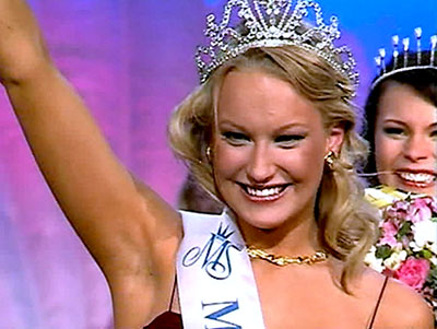 NinniLaaksonenMissSuomi2006.jpg